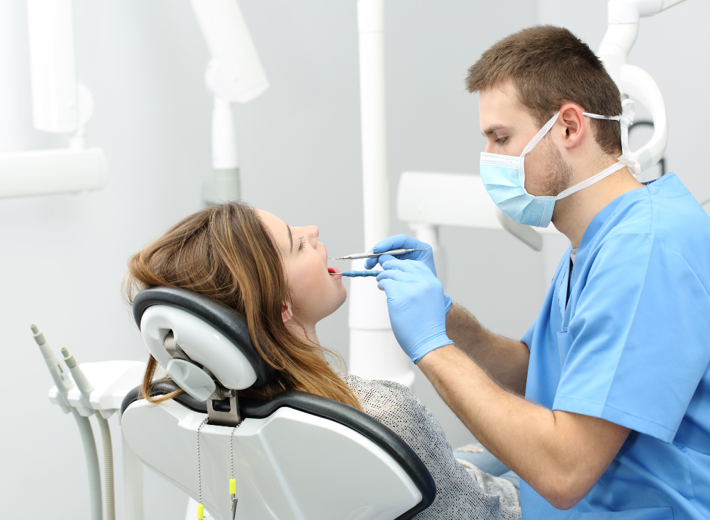 5 Signs Your Gums May Need More Attention